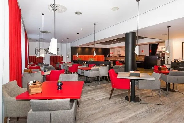 DORMERO Hotel Zürich Airport