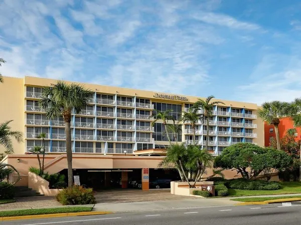 DoubleTree Beach Resort by Hilton Hotel Tampa Bay - North Redington Beach
