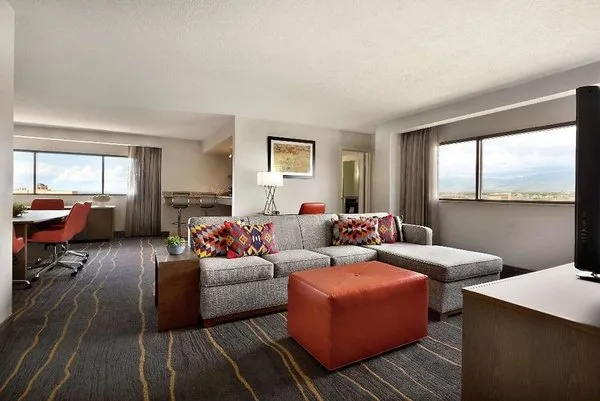 DoubleTree by Hilton Albuquerque