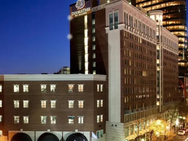 DoubleTree by Hilton Charlotte City Center