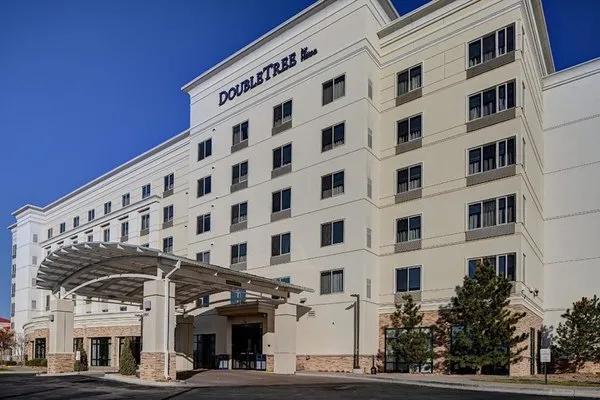 DoubleTree by Hilton Denver International Airport