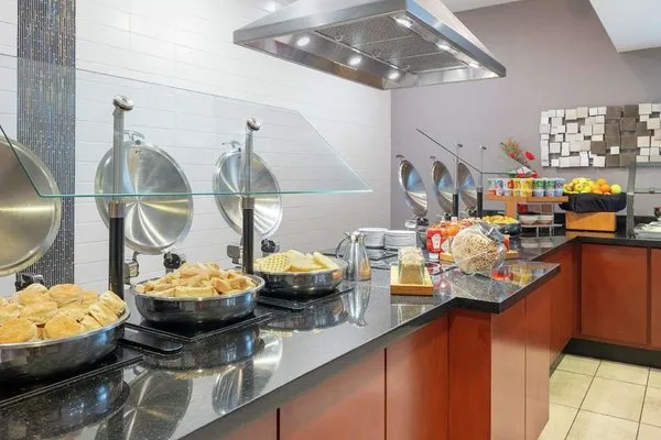 DoubleTree by Hilton Hotel Atlanta Airport