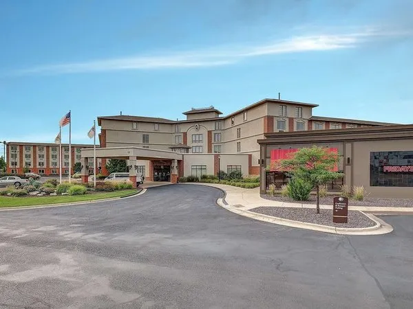 DoubleTree by Hilton Hotel Bloomington