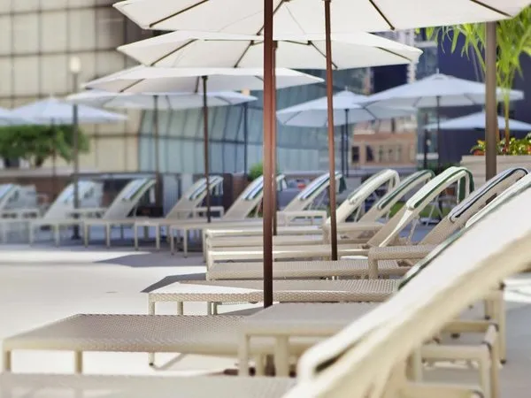 DoubleTree by Hilton Hotel Chicago - Magnificent Mile