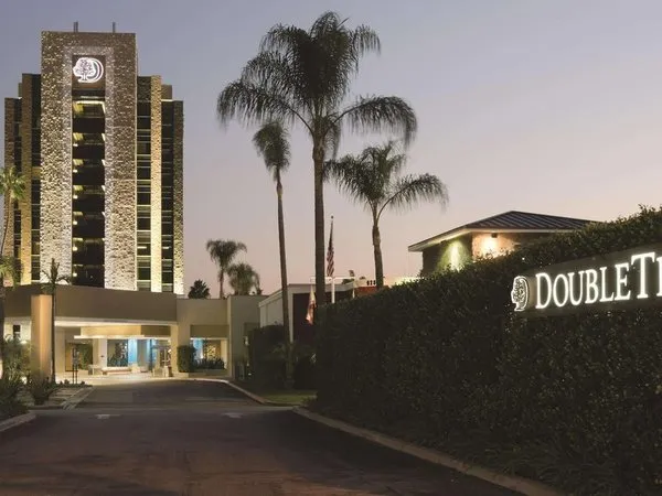 DoubleTree by Hilton Hotel Monrovia - Pasadena Area