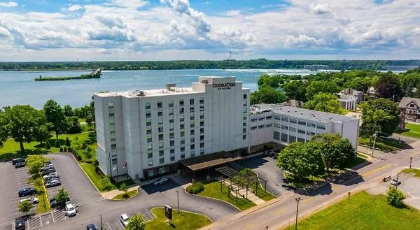 DoubleTree by Hilton Hotel Niagara Falls