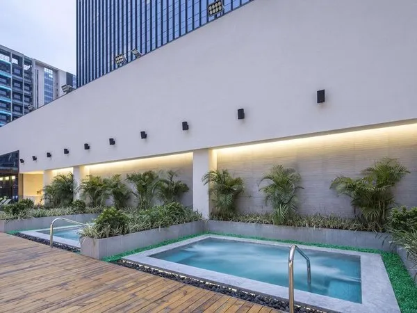 DoubleTree by Hilton Hotel Shenzhen Longhua