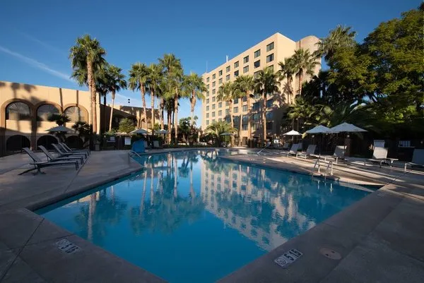 DoubleTree by Hilton Hotel TucsonReid Park