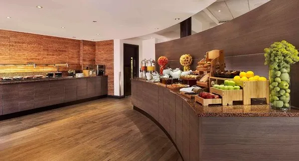 DoubleTree by Hilton Hotel Woking