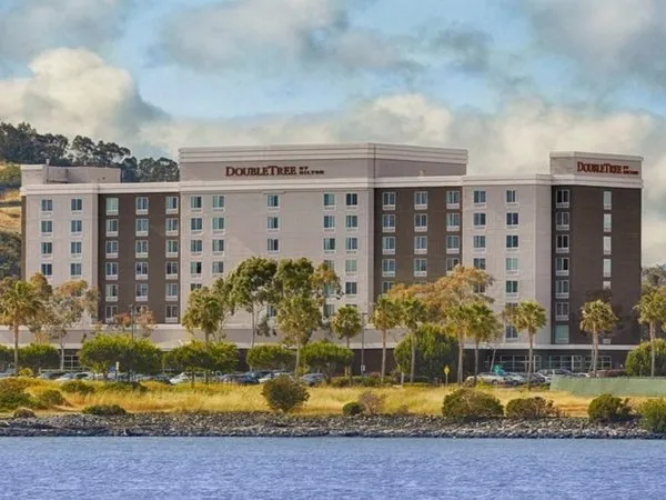 DoubleTree by Hilton San Francisco Airport North Bayfront