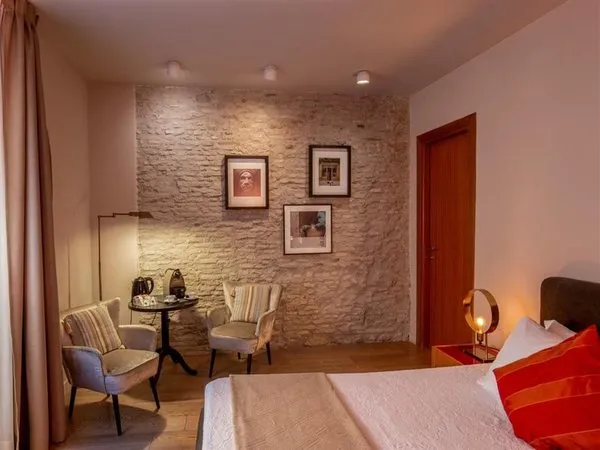 DownTown Boutique House