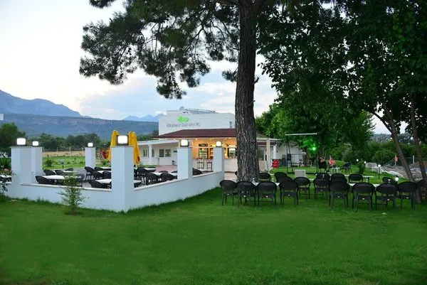 Dream Town Hotel