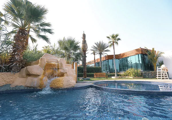 Dubai Marine Beach Resort and Spa
