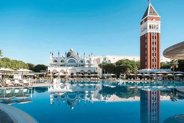DUCALE LARA