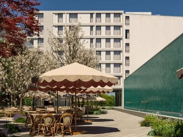DUO Hotel Lisbon, Curio Collection by Hilton