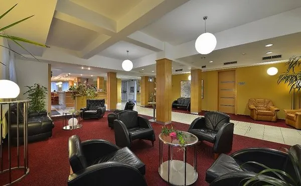 EA Hotel Populus