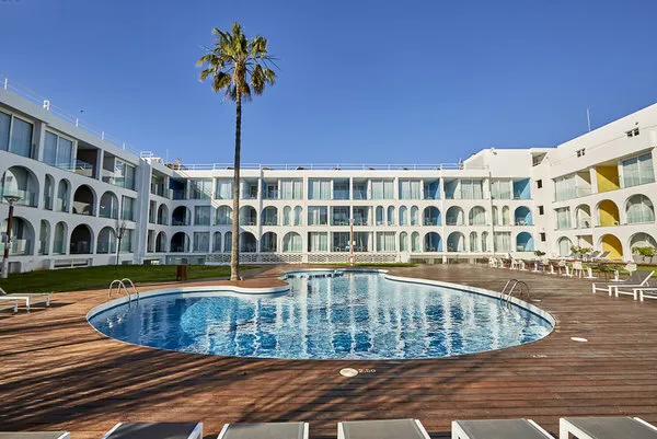 Ebano Hotel Apartments & Spa