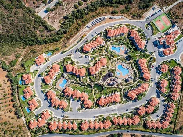 Eden Villas & Apartments
