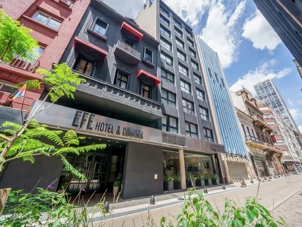 Efe Hotel & Cowork