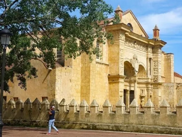 El Señorial Hotel