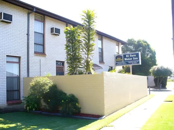 El Toro Motor Inn