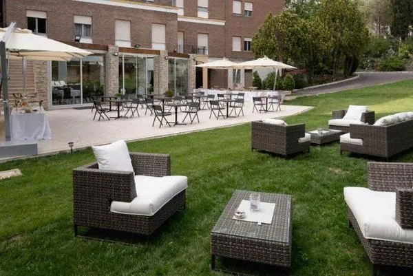 ELE Green Park Hotel Pamphili