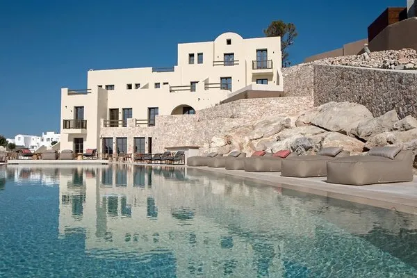 Elessa Hotel