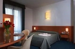 Elite Hotel