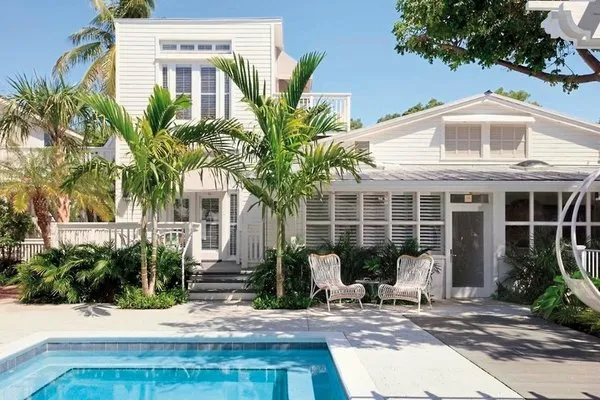 Ella's Cottages - Key West Historic Inns