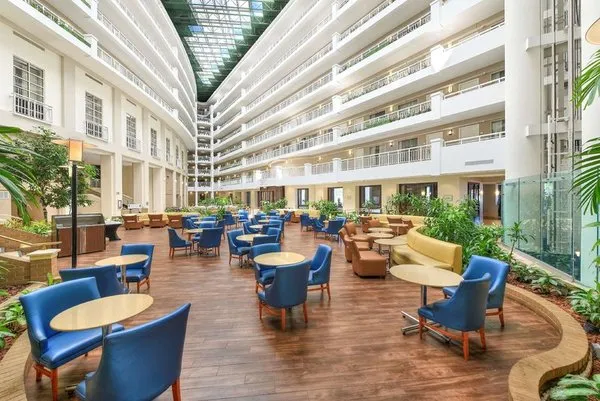 Embassy Suites Alexandria - Old Town