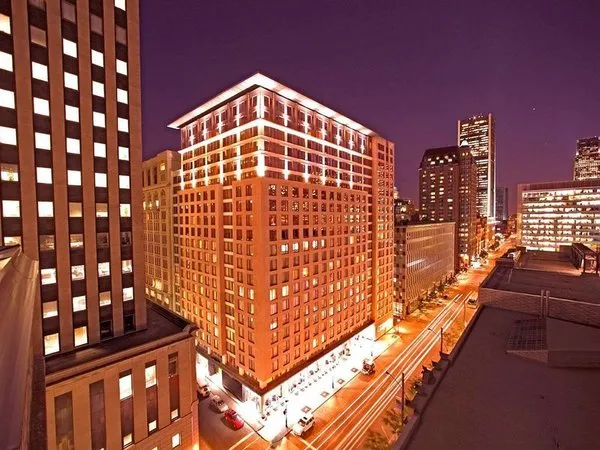 Embassy Suites by Hilton Montreal