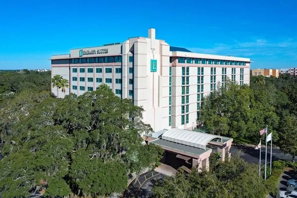 Embassy Suites by Hilton Tampa-USF Near Busch Gardens