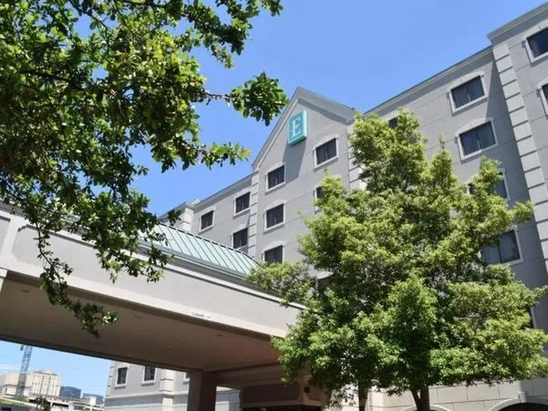 Embassy Suites Houston Near The Galleria