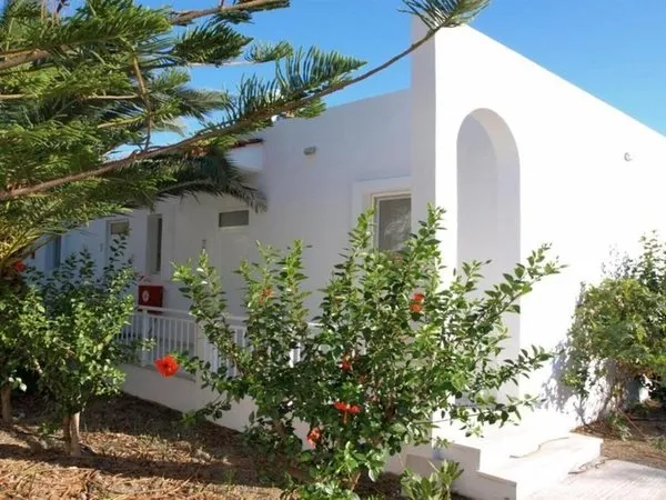 Eristos Beach Hotel