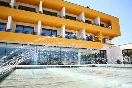 Esperia Palace