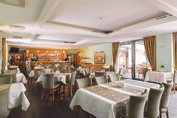 Euterpe Hotel