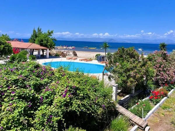Ever Green Beach Apartments