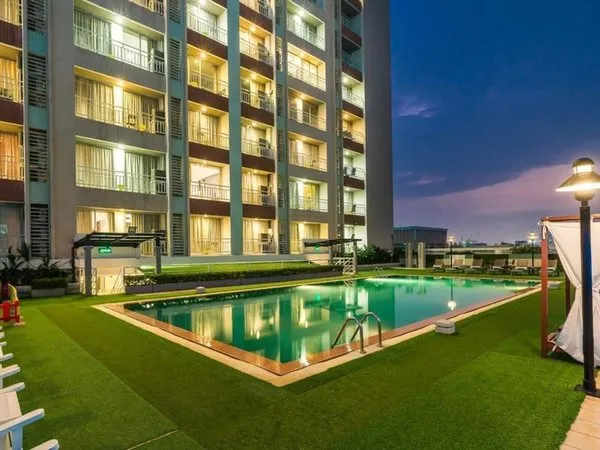 Evergreen Place Siam by UHG
