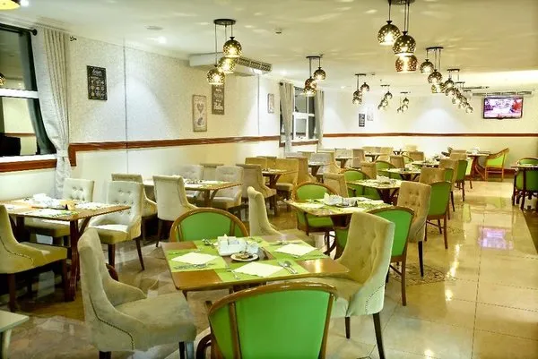 Excelsior Hotel Downtown