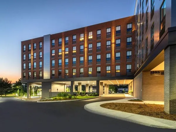 Fairfield Inn & Suites Boston Waltham