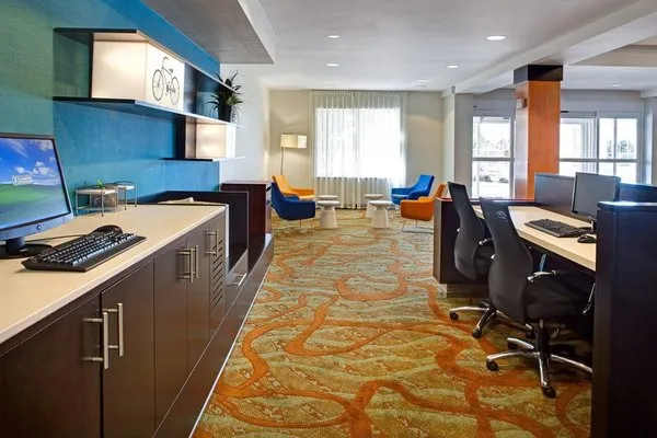 Fairfield Inn & Suites Brampton