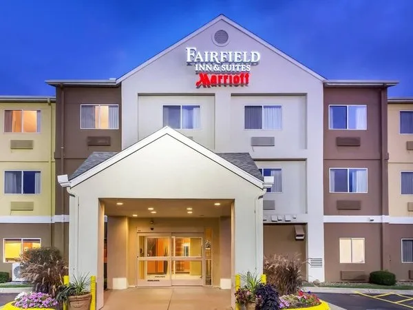 Fairfield Inn & Suites by Marriott Canton