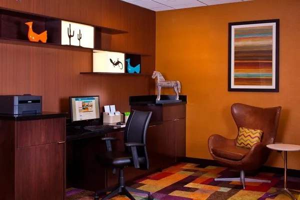 Fairfield Inn & Suites Houston Hobby Airport
