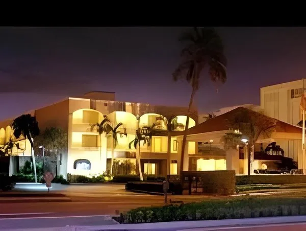 Fairfield Inn & Suites Palm Beach