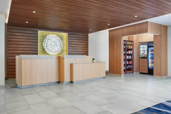 Fairfield Inn & Suites Palmdale West