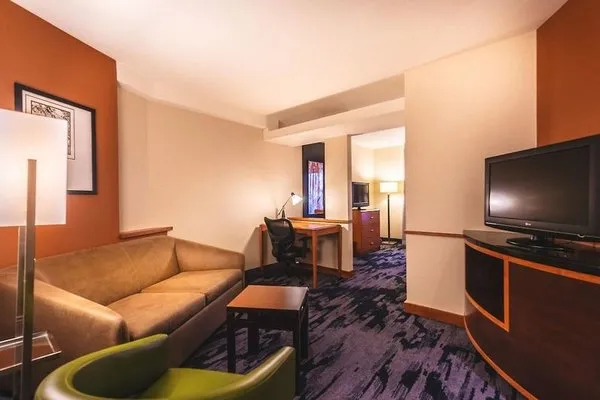 Fairfield Inn & Suites Redding