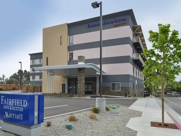 Fairfield Inn & Suites Santa Cruz