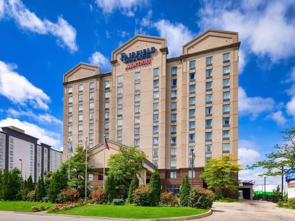 Fairfield Inn & Suites Toronto Airport