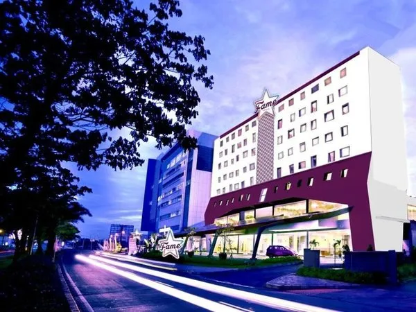Famehotel Gading Serpong