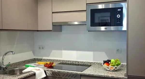 Feelathome Madrid Suites Apartments